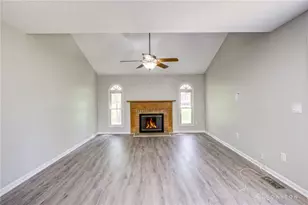 7497 Rolling Meadows Dr, West Chester, OH 45069 - Photo 12