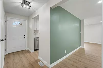 8215 Gibson Avenue, Fairborn, OH 45324 - Photo 6