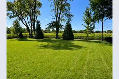 1233 Stallion Run, Beavercreek Twp, OH 45385 - Photo 4