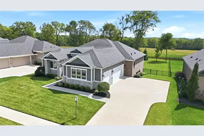 1233 Stallion Run, Beavercreek Twp, OH 45385 - Photo 6