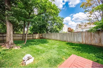 10057 Edgerton Drive, Miamisburg, OH 45342 - Photo 36