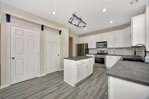 10057 Edgerton Dr, Miamisburg, OH 45342 - Photo 14