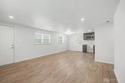 126 Holland Avenue, Dayton, OH 45417 - Photo 8