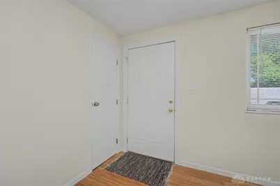 5214 Waverly Street, Fairborn, OH 45324 - Photo 6