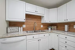 5214 Waverly St, Fairborn, OH 45324 - Photo 10