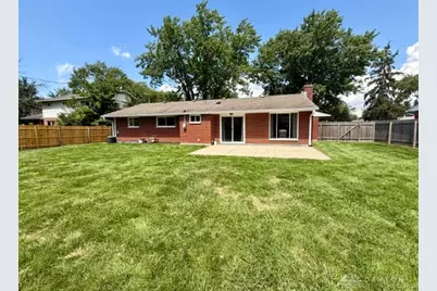 3088 Fontano Drive, Kettering, OH 45440 - Photo 36