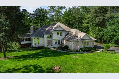 2535 S Creek Circle, Spring Valley Twp, OH 45370 - Photo 2