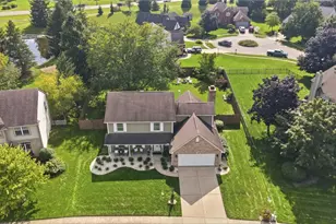 1824 Weathered Wood Trail, Centerville, OH 45459 - Photo 2