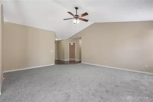 489 Preservation St, Fairborn, OH 45324 - Photo 4