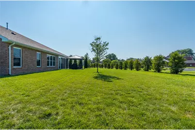 1004 Plymouth Court, Troy, OH 45373 - Photo 32
