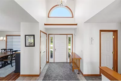 9500 Moorgate Court, Washington Twp, OH 45458 - Photo 6