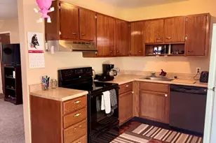 603 S Sunset Dr, Piqua, OH 45356 - Photo 2