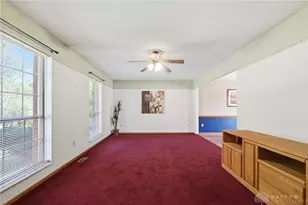 4043 Summerfield Dr, Beavercreek, OH 45432 - Photo 6