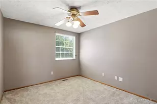 4043 Summerfield Dr, Beavercreek, OH 45432 - Photo 12