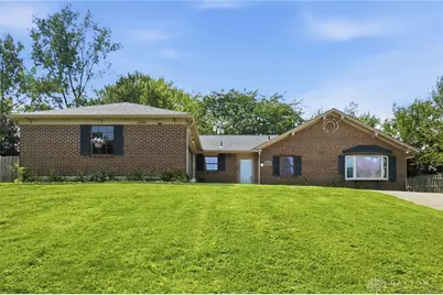 1115 Crestwood Hills Drive, Vandalia, OH 45377 - Photo 2