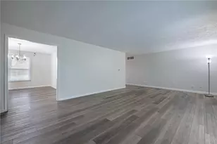 1621 Silverlake Dr, Washington Twp, OH 45458 - Photo 18