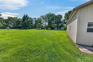 201 Brookside Dr, New Carlisle, OH 45344 - Photo 36