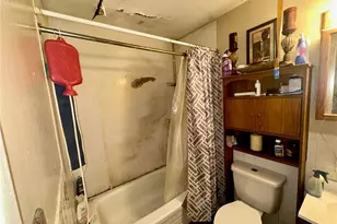 1043 Rossiter Dr, Dayton, OH 45417 - Photo 6