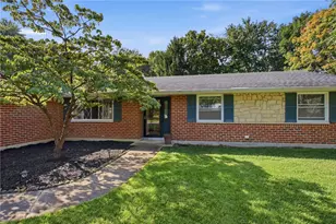 1032 Hyde Park Dr, Centerville, OH 45429 - Photo 4