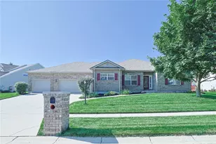 6016 Oak Ridge Dr, Huber Heights, OH 45424 - Photo 1