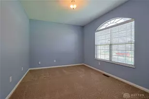 6016 Oak Ridge Dr, Huber Heights, OH 45424 - Photo 20
