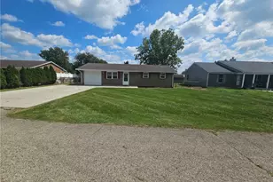 4669 Caudill St, Lewisburg, OH 45338 - Photo 2