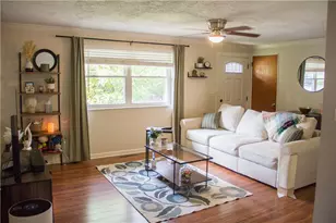 614 Maple Hill Dr, Dayton, OH 45449 - Photo 2