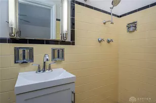 5284 Bittersweet Dr, Washington Twp, OH 45429 - Photo 16