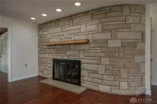 5284 Bittersweet Dr, Washington Twp, OH 45429 - Photo 6