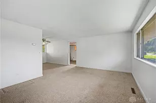 4451 Longfellow Ave, Dayton, OH 45424 - Photo 6
