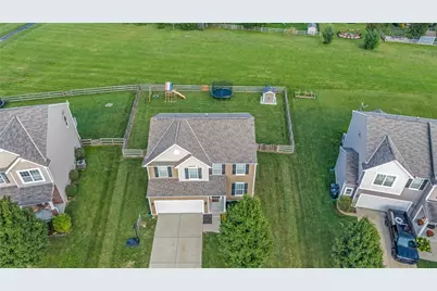 2075 Prairie Clover Drive, Turtle Creek Township, OH 45036 - Photo 8
