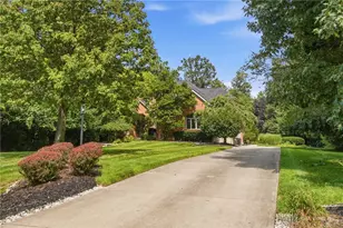 7373 Deep Woods Ct, Springboro, OH 45066 - Photo 4
