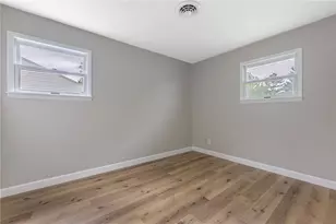 3382 Valleywood Dr, Dayton, OH 45429 - Photo 14