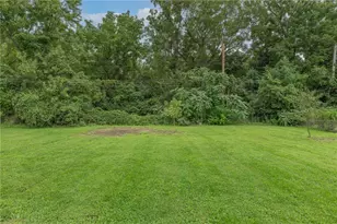 3382 Valleywood Dr, Dayton, OH 45429 - Photo 20