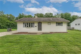 3382 Valleywood Dr, Dayton, OH 45429 - Photo 1
