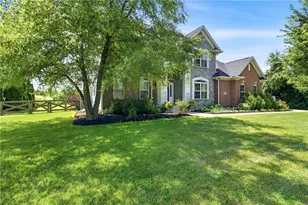2327 Elizabeth Dr, Clearcreek Twp, OH 45068 - Photo 2