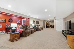 2351 Wellington Ln, Beavercreek Twp, OH 45385 - Photo 64