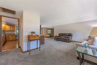 4775 Bonnie Road, Dayton, OH 45440 - Photo 4