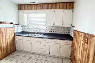 1415 Chadwick Dr, Dayton, OH 45406 - Photo 6