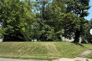 1103 W Riverview Ave, Dayton, OH 45402 - Photo 1