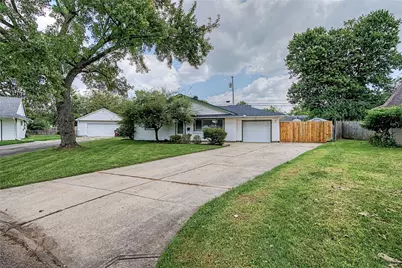 3840 Saranac Circle, Dayton, OH 45429 - Photo 2