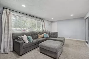 3840 Saranac Cir, Dayton, OH 45429 - Photo 12