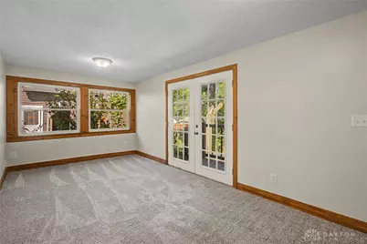 17 E Cottage Avenue, Dayton, OH 45449 - Photo 12