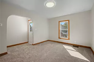 17 E Cottage Ave, Dayton, OH 45449 - Photo 4