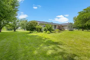 8161 Milton Carlisle Rd, New Carlisle, OH 45344 - Photo 8