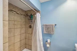 2781 Country Park Dr, Cincinnati, OH 45251 - Photo 24