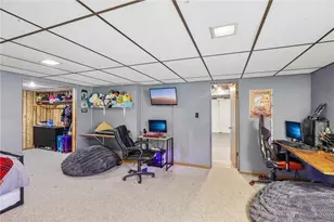 2781 Country Park Dr, Cincinnati, OH 45251 - Photo 28
