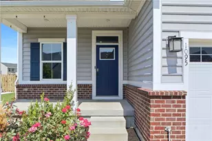 1095 Baywood Dr, Fairborn, OH 45324 - Photo 2