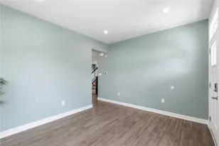 1095 Baywood Dr, Fairborn, OH 45324 - Photo 4
