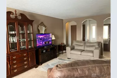 2117 Robinhood Drive, Miamisburg, OH 45342 - Photo 8